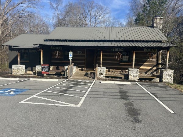 1760 Fairview Blvd. Fairview TN