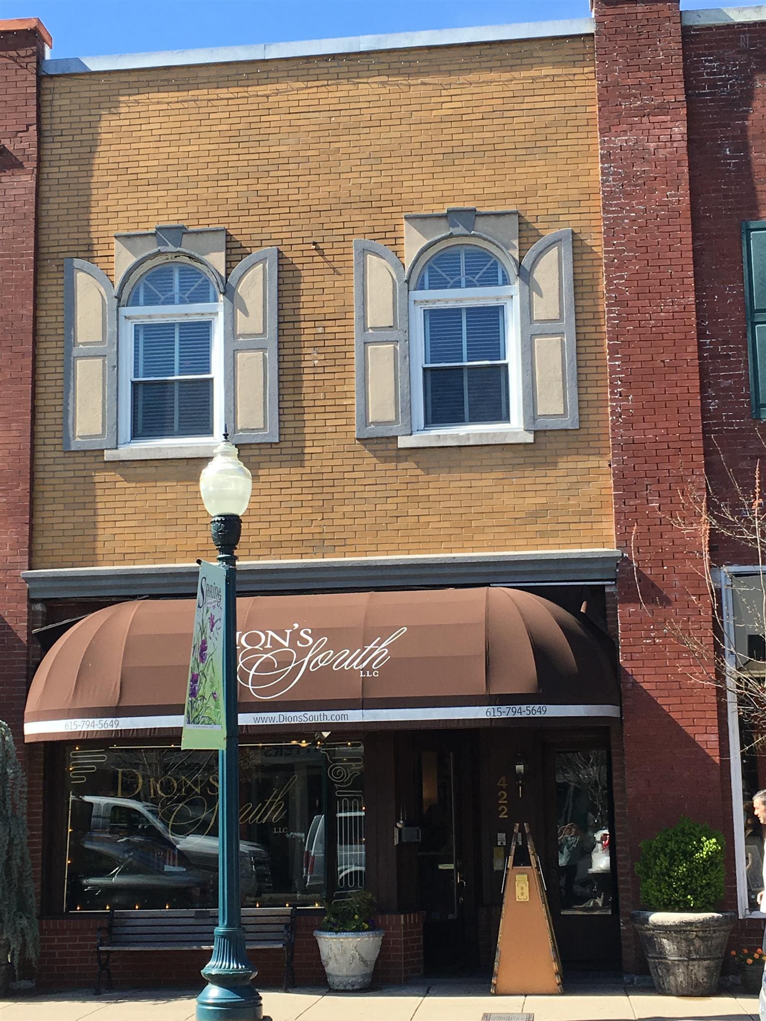 422 Main Street, Suite B