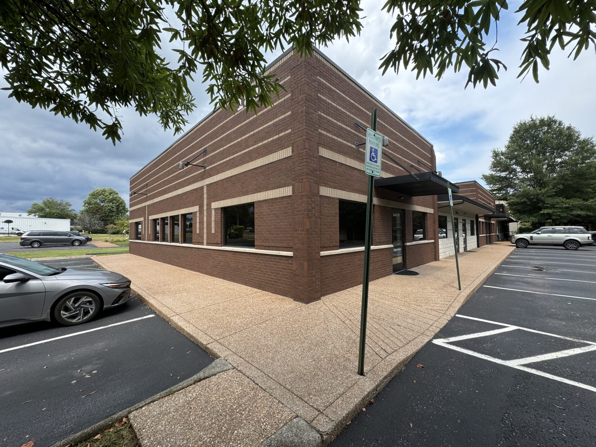 1804 Williamson Ct, Unit 101, Brentwood TN 37027 — image 1