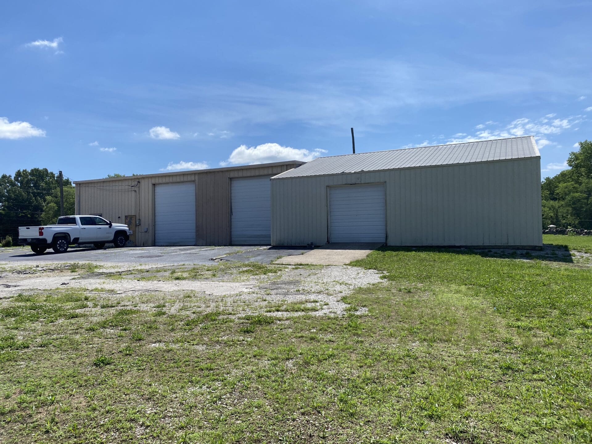713 Gray Ln Mount Pleasant, TN 38474-4041