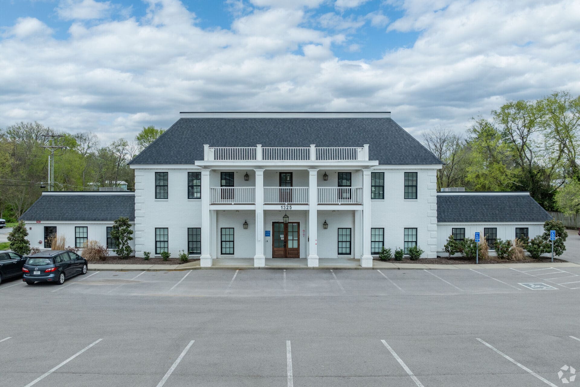 1325 W. Main Street. Franklin TN 37064