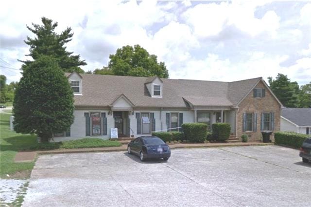 1107 Lakeview Drive