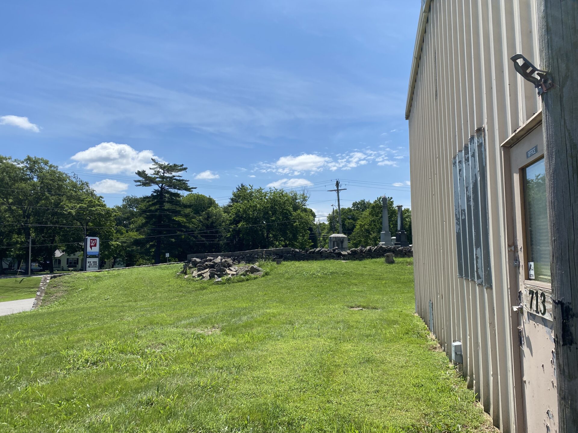 713 Gray Ln Mount Pleasant, TN 38474-4041 — image 1